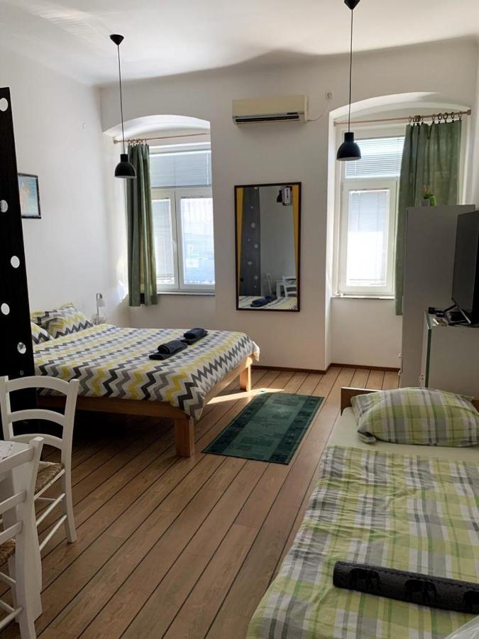 רייקה Apartmani Lucin מראה חיצוני תמונה